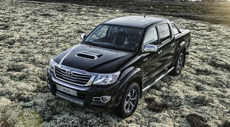 toyota hilux 2017 price